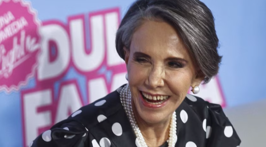 La actriz Florinda Meza responde a las críticas recibidas y manda un mensaje de aprecio a todas las mujeres.