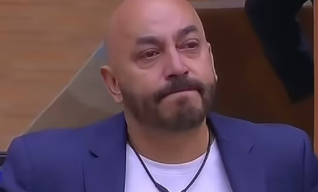 Lupillo Rivera deja La Casa de los Famosos All Stars debido a una enfermedad severa.