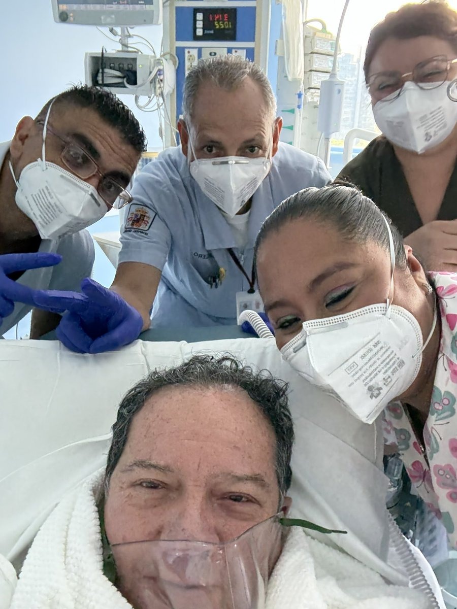 El intérprete Coque Muñiz fue admitido de emergencia en una instalación sanitaria por las dificultades derivadas de la enfermedad COVID-19.