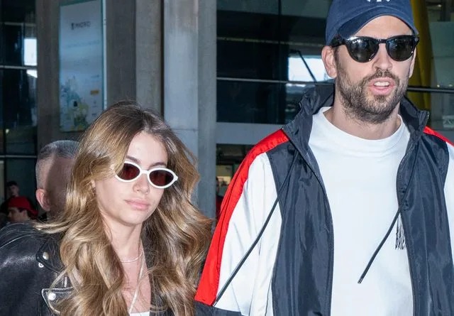 Gerard Piqué y Clara Chía experimentan un instante de preocupación debido a protestas y una vigilancia policial cercana.