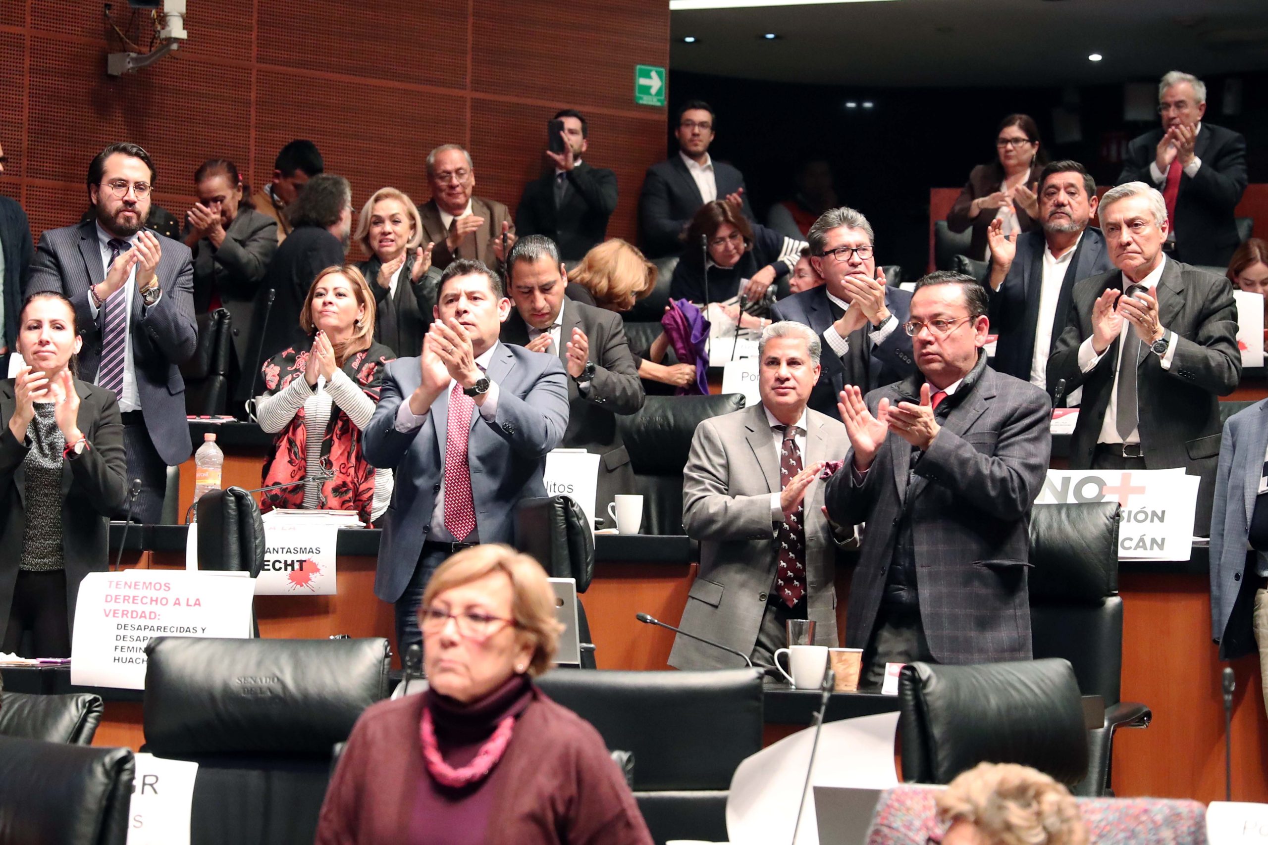 Proponen cambios para asegurar educación sexual y frenar la violencia en parejas jóvenes