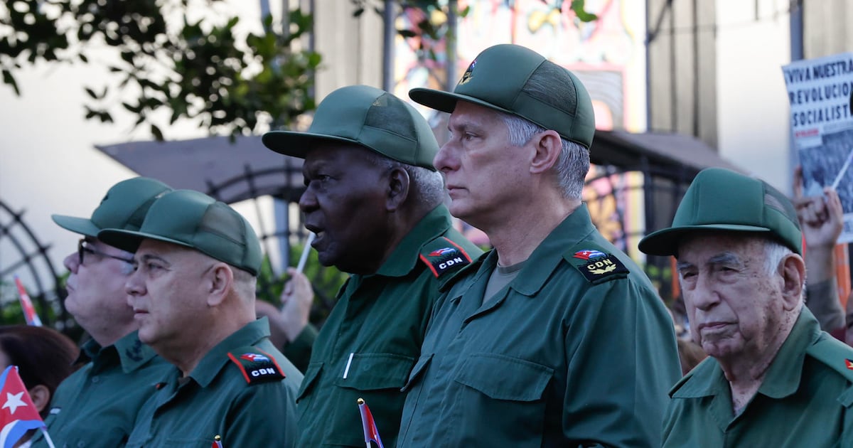 Cuba enfrenta apagones y tensión militar mientras Canadá envía ayuda humanitaria