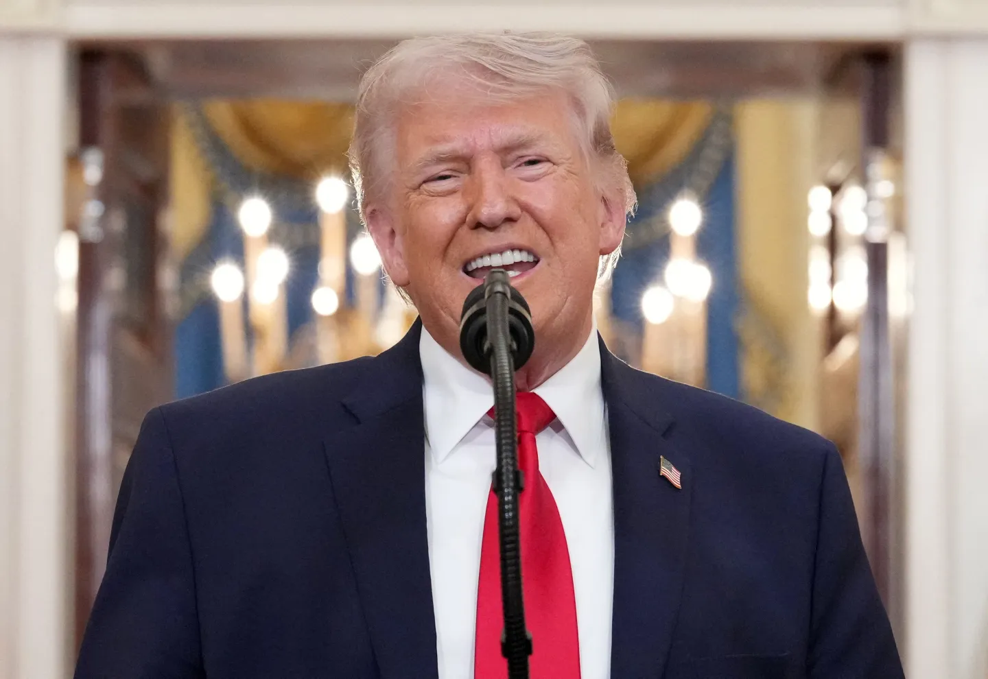 Tensión global en suspenso: Trump extiende ultimátum a Irán pero abre la puerta a un acuerdo histórico este lunes