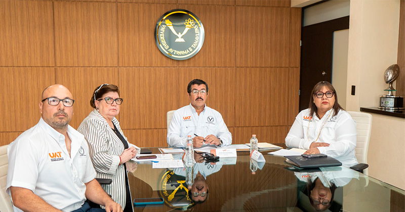 UAT y Universidad Sharda de India acuerdan alianza para impulsar la Inteligencia Artificial