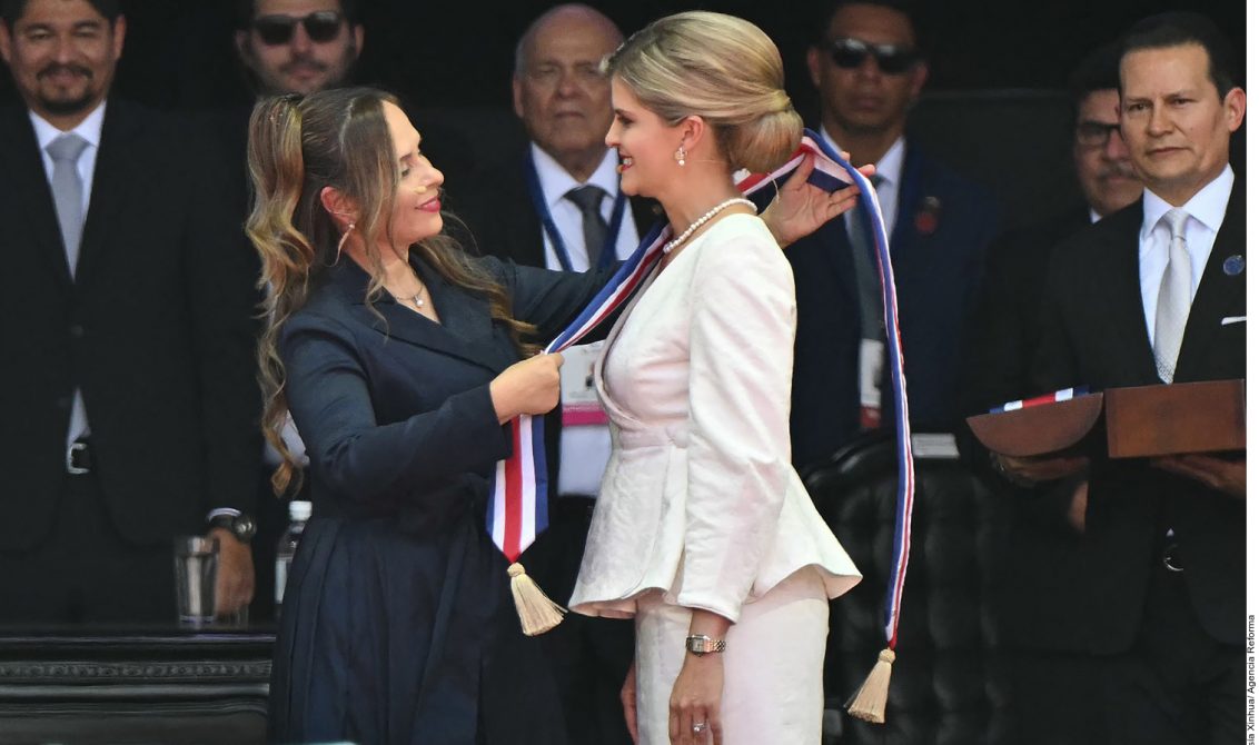 “Mano dura contra el narco”: Laura Fernández asume la presidencia de Costa Rica