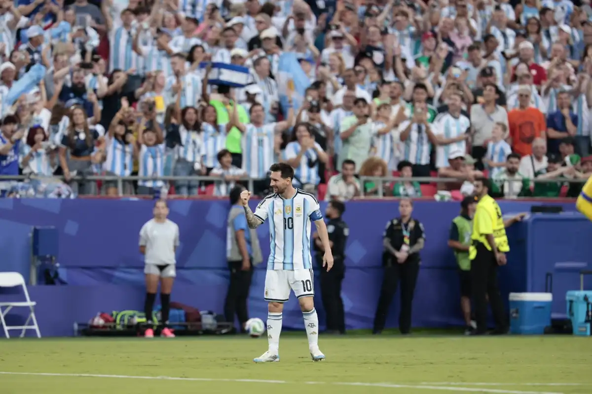 Eterno e histórico: Lionel Messi debuta con un triplete ante Argelia e iguala récord goleador en los Mundiales