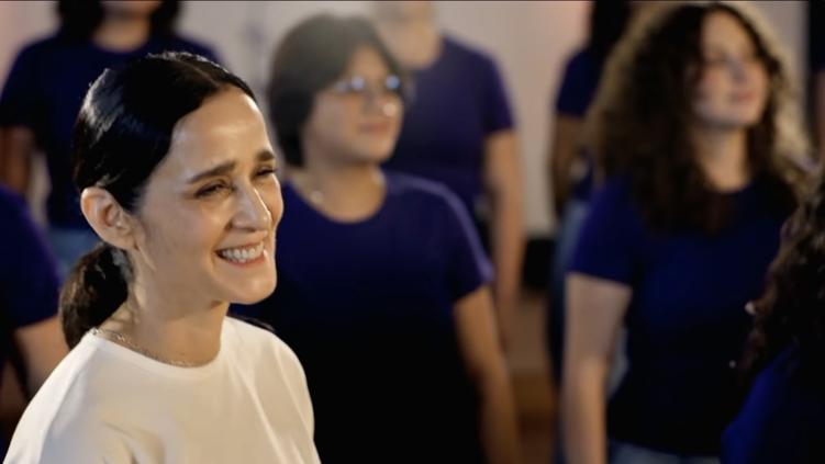 Julieta Venegas inspira al deporte femenino con “La niña futbolista”, el tema viral rumbo al Mundial