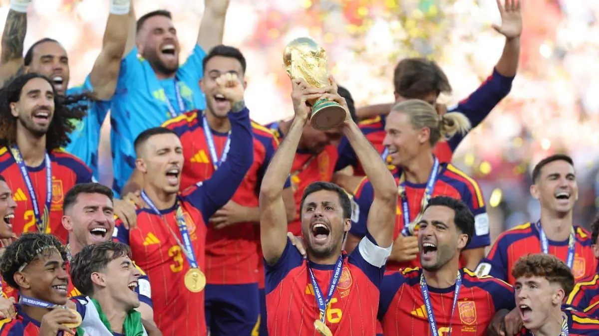 ¡España reina en el mundo! La Furia Roja tumba a Argentina en tiempo extra y es bicampeona mundial