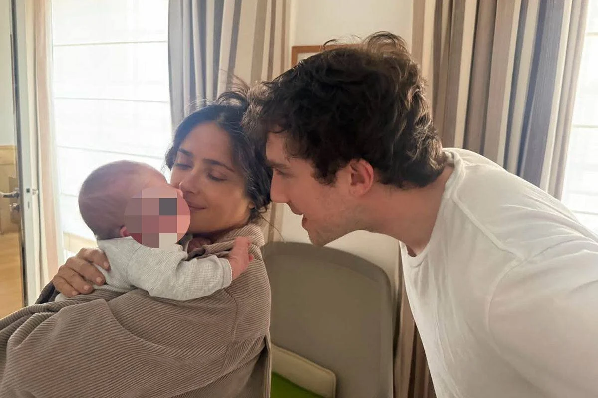 Salma Hayek se convierte en abuela antes de llegar a los 60: la familia celebra la llegada del pequeño François